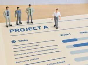 ITプロジェクトの崩壊を防ぐ！「小失敗の構造化」と「失敗回避プランニング」実践研修