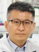 長森 英二 