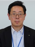 萬 秀憲 